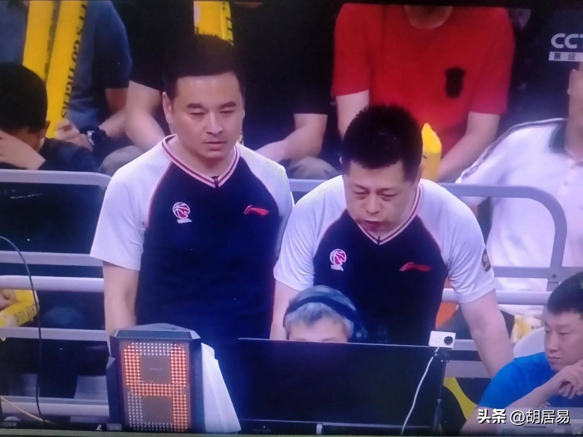 广东男篮再胜对手，不敌强敌仍保领先地位